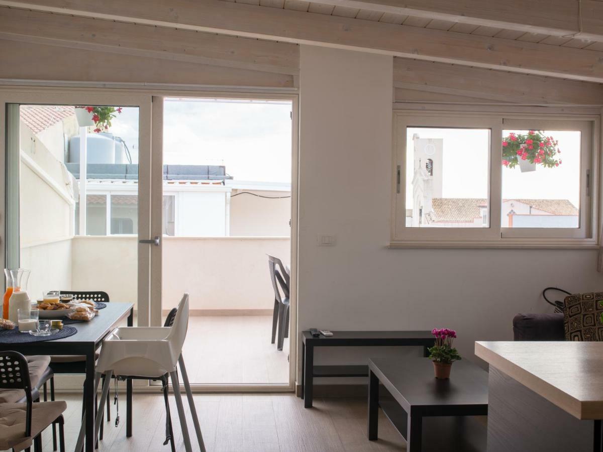 Le Amiche 2 Apartment Марина ди Рагуса Екстериор снимка