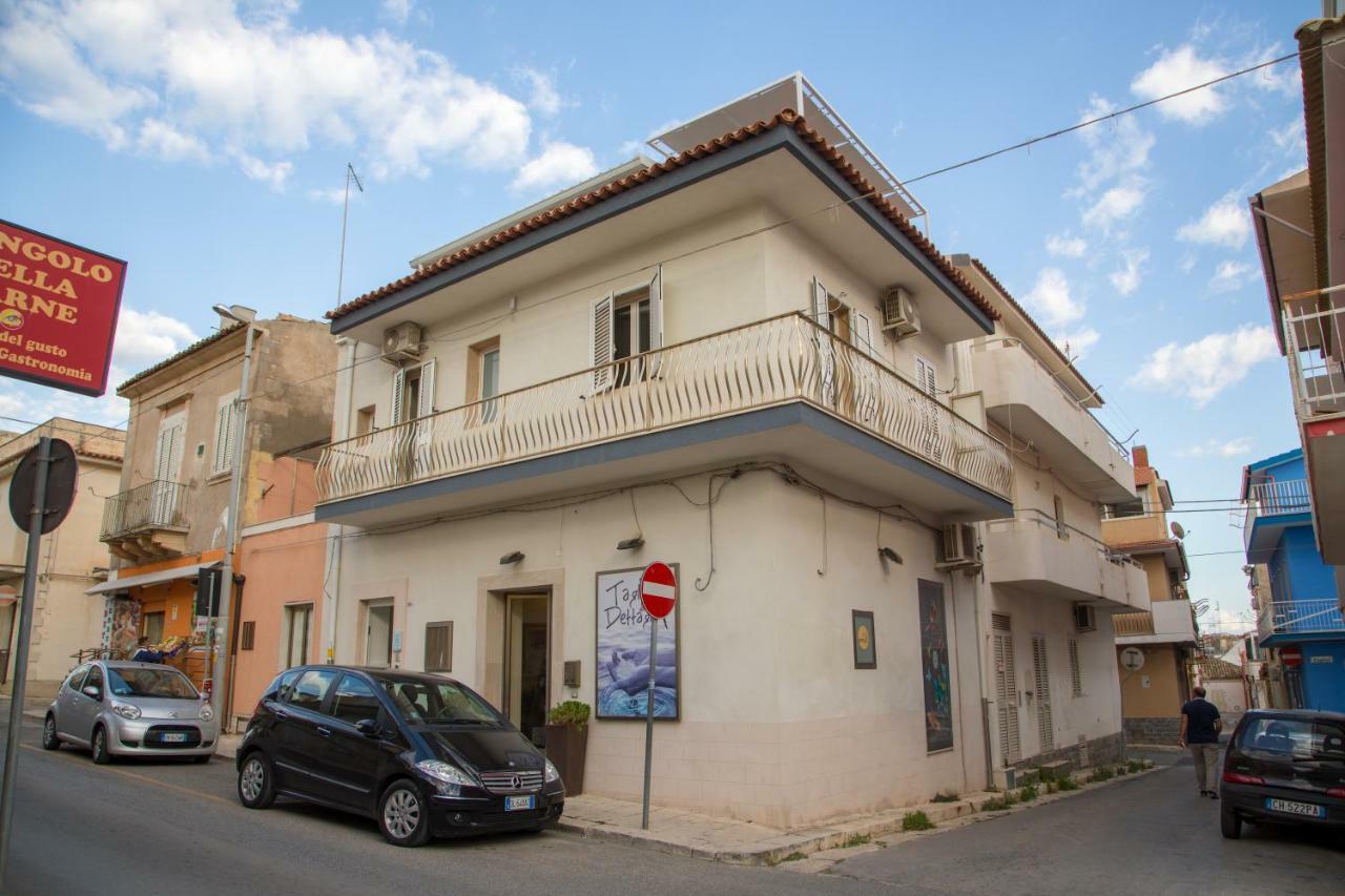 Le Amiche 2 Apartment Марина ди Рагуса Екстериор снимка